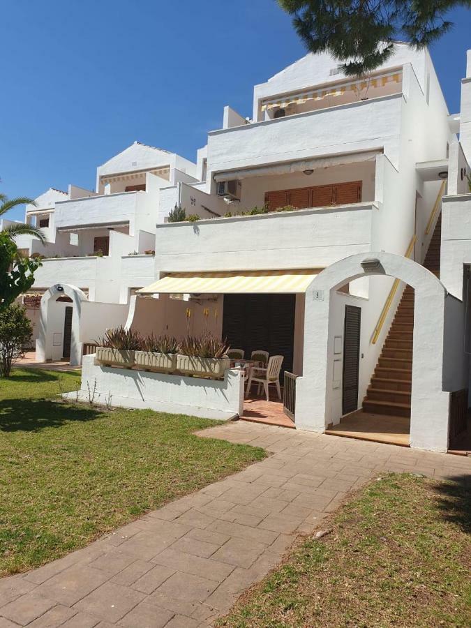 Апартаменты Sunflat Holidays Paradise Punta Prima Ла-Пинеда Экстерьер фото