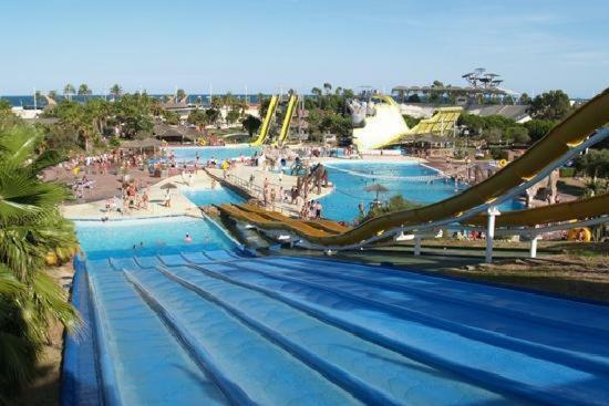 Апартаменты Sunflat Holidays Paradise Punta Prima Ла-Пинеда Экстерьер фото